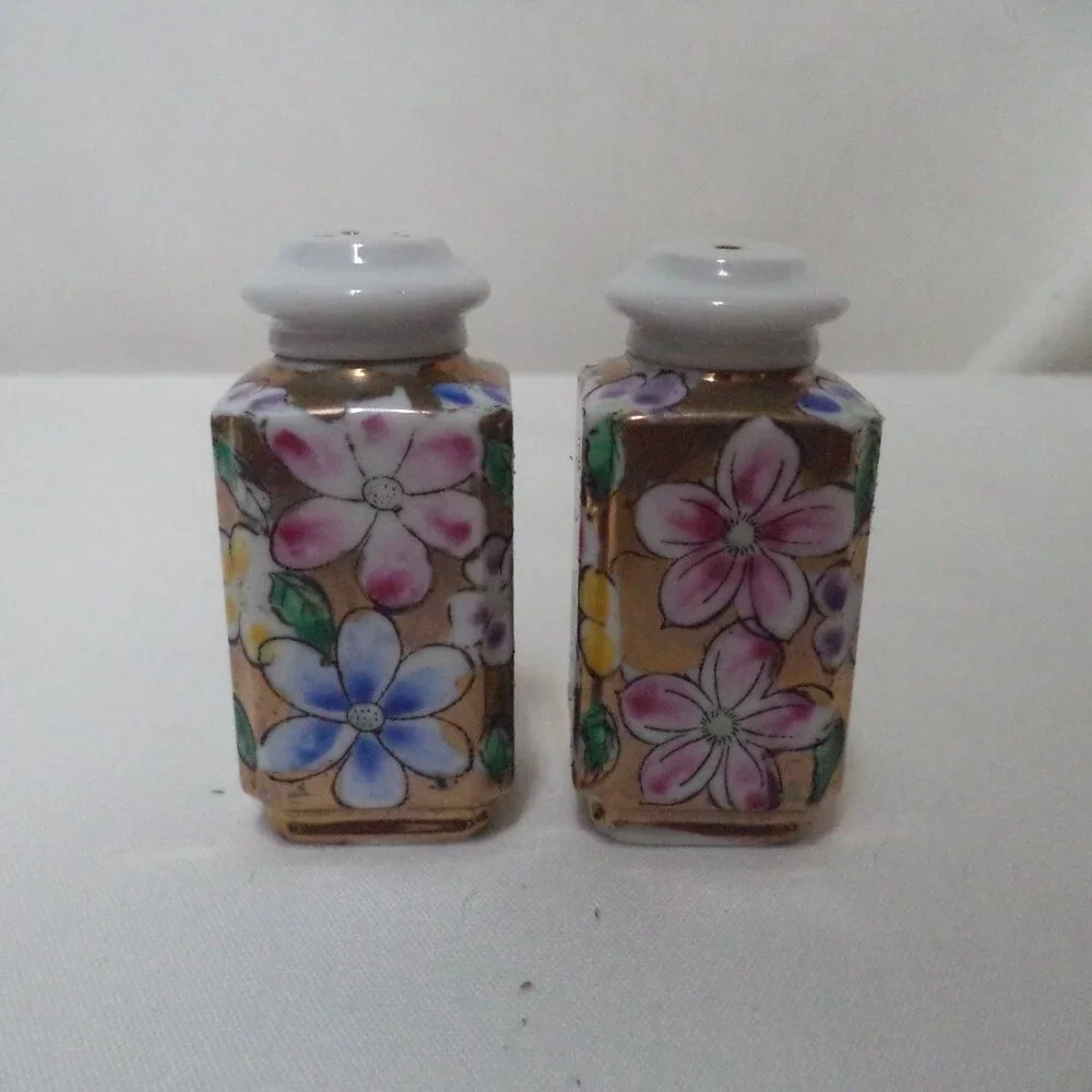 Vintage Chintz Porcelain Salt Pepper Shaker Set small gold pink green yellow 2.7